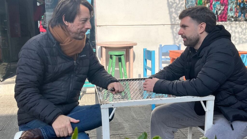 Imagen de Maximiliano Carjuzaa, cofundador de Money On Chain, durante una entrevista en el evento Bitcoin Week en Uruguay.