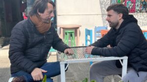 Imagen de Maximiliano Carjuzaa, cofundador de Money On Chain, durante una entrevista en el evento Bitcoin Week en Uruguay.