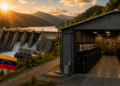 Un galpón de mineros ASIC de Bitcoin junto una represa hidroeléctrica en Venezuela.