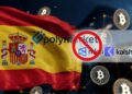 Una bandera de España ondea y aparece un signo de bloqueo sobre los logos de Polymarket y Kalshi.