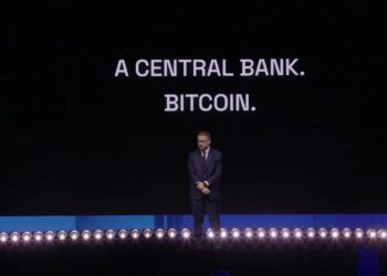 El gobernador del banco central de Chequia habla en la Bitcoin 2026