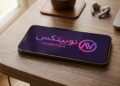 Un teléfono mostrando el logo de exchange iraní Nobitex.