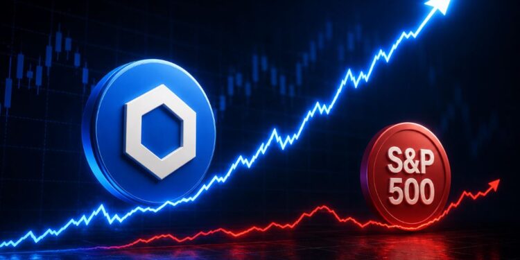 Una moneda de Chainlink y una del S&P 500 sobre gráficos de precios.