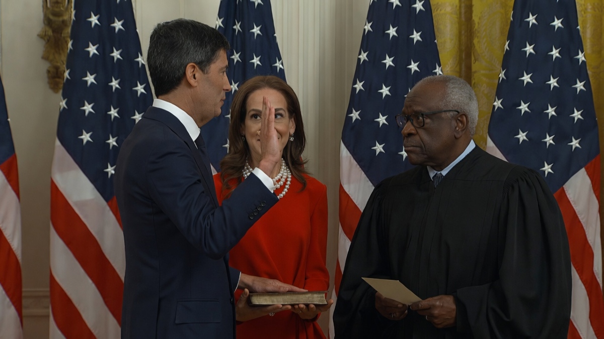 Bitcoiner Kevin Warsh tomó posesión como presidente de la FED