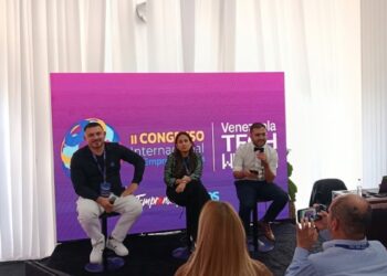 Fotografía del panel de Bitfinex y BitGo en el Venezuela Tech Week.