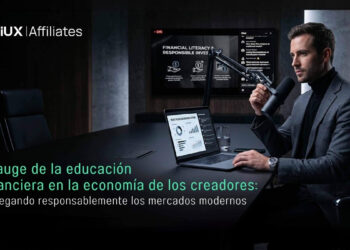iUX promocional sobre el auge de la educación financiera en la economía de los creadores/influencers. En el fondo, un podcast financiero