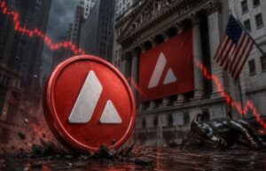 Una moneda física de avalanche en Wall Street junto a gráficos de precio de velas rojas y un edificio en ruinas.