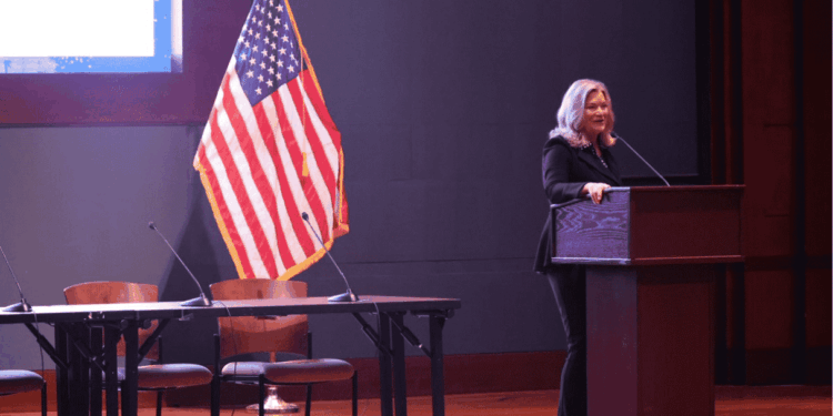 La senadora de Wyoming refuerza su visión de integrar los activos digitales al sistema financiero estadounidense. Fuente: imagen extraída de X.
