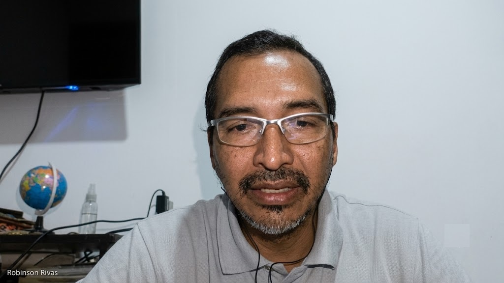 Fotografía del profesor universitario Robinson Rivas.