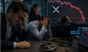 Personas se lamentan al ver que XRP cae de precio.