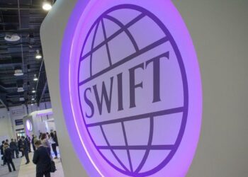 Fotografía del logo del sistema SWIFT.
