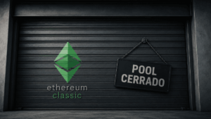 Persiana baja con el logo de Ethereum Classic y el letrero "Pool Cerrado".