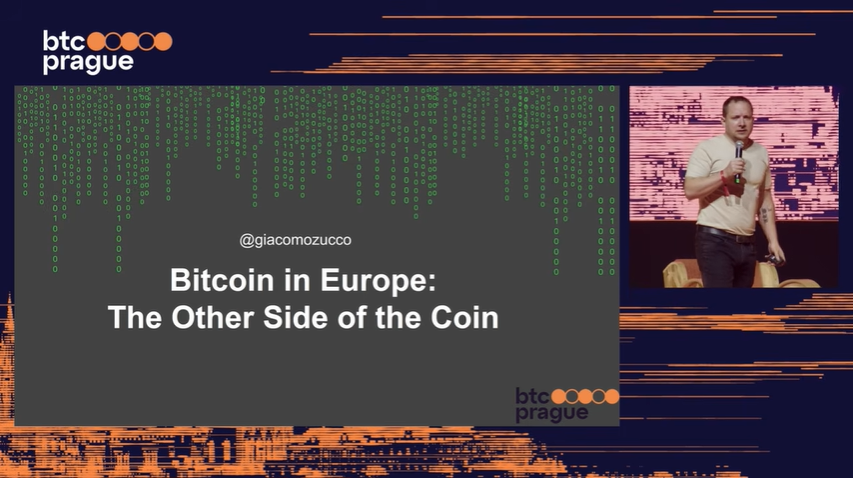 El desarrollador bitcoiner Giacomo Zucco en una conferencia de Bitcoin.