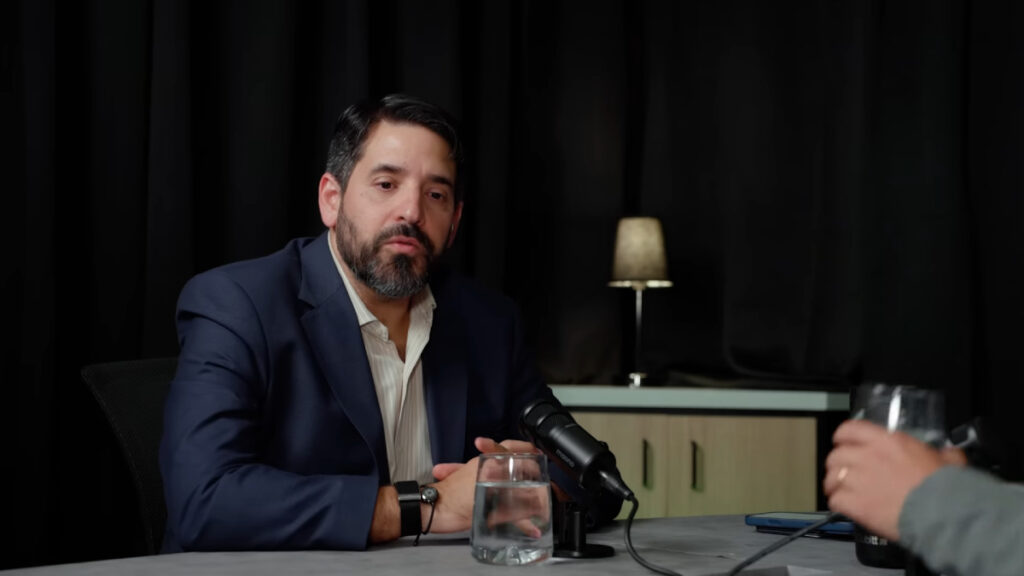 Fotografía del economista Asdrúbal Oliveros.