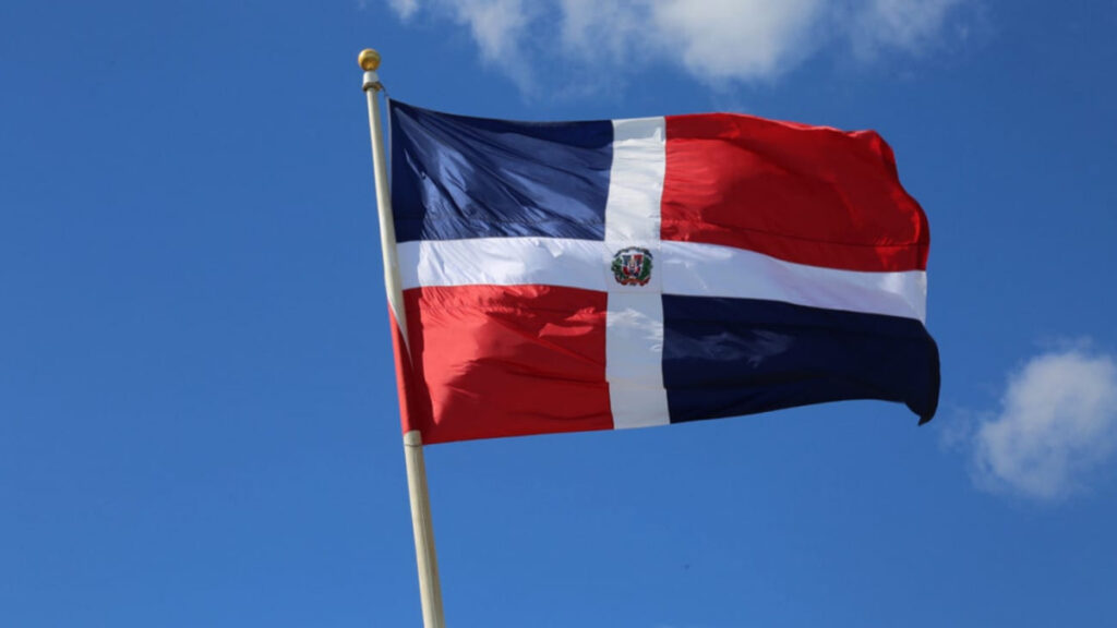 Fotografía de la bandera de República Dominicana.