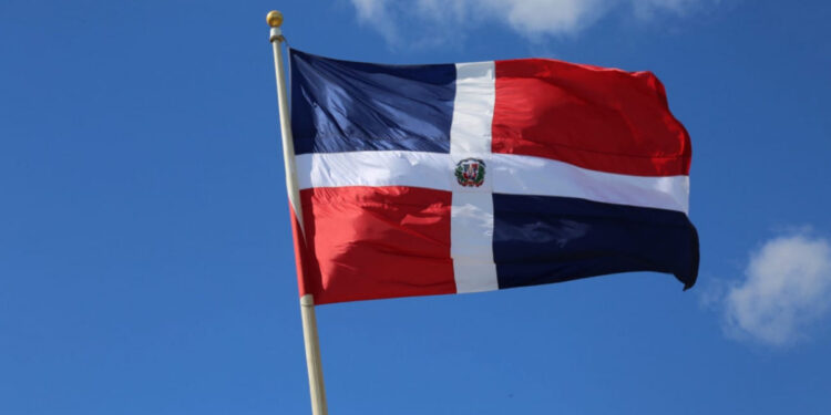 Fotografía de la bandera de República Dominicana.