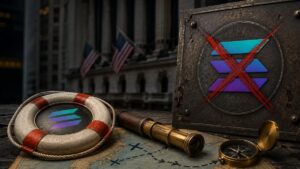 Logotipo de Solana en un salvavidas y tachado con una 'X' roja sobre un mapa, con la Bolsa de Nueva York al fondo.