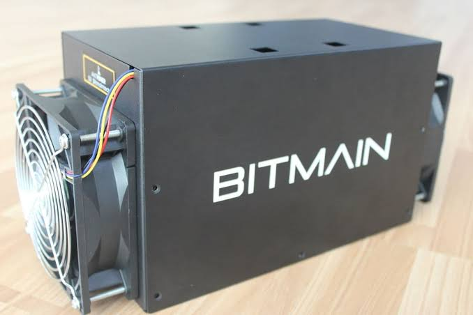 Minero de Bitmain de Bitcoin.