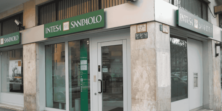 Local físico de Intesa Sanpaolo.