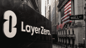 Letrero con el logo de LayerZero en Wall Street.