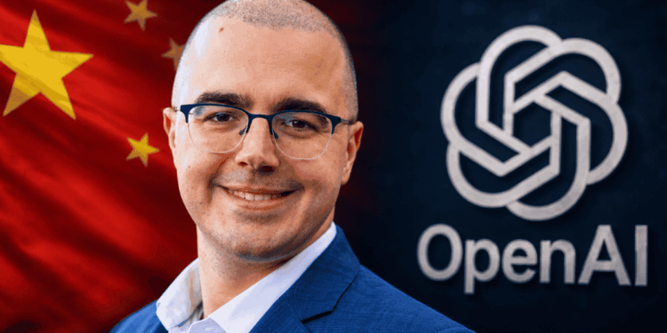 Primer plano: Rob Hamilton. Fondo: bandera de China y logo de OpenAI.