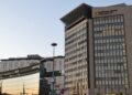 Fotografía de la sede principal del Raiffeisen Bank International en Austria.