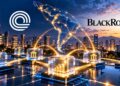 Activos tokenizados debajo del logo de Ondo y de BlackRock.