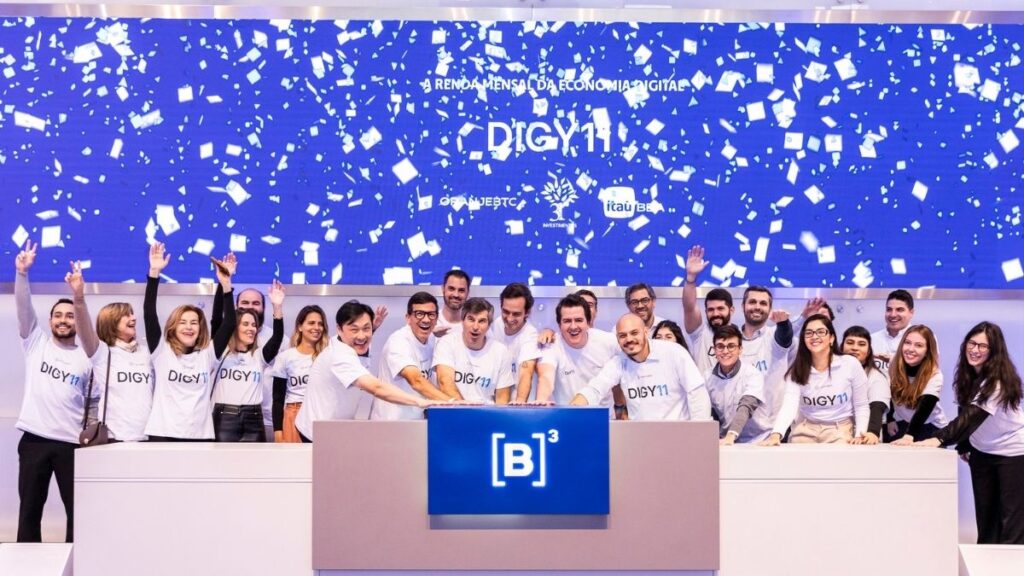 Equipo de OranjeBTC celebrando el lanzamiento del ETF DIGY11 en la Bolsa B3 de Brasil.