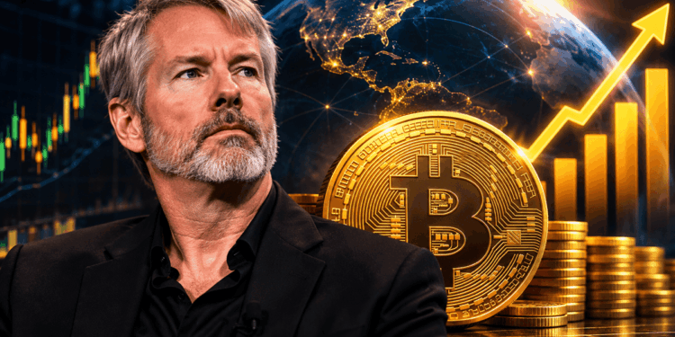 Imagen de Michael Saylor con una moneda de BTC y un mundo atrás