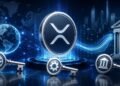 Moneda de XRP junto a tres llaves metálicas, un globo terráqueo y un edificio institucional sobre un fondo digital azul.