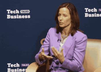 Adena Friedman, CEO de Nasdaq, en una conferencia.