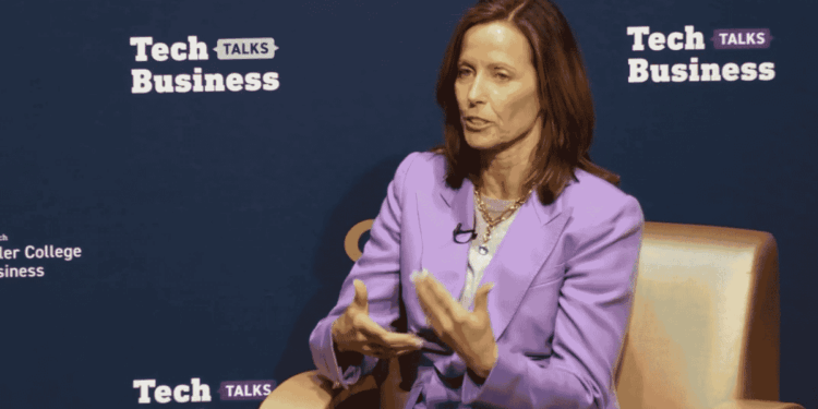 Adena Friedman, CEO de Nasdaq, en una conferencia.