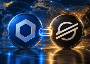 Monedas de Chainlink y Stellar, una al lado de la otra.