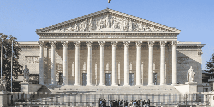 Edificio de la Asamblea Nacional francesa, sede del Poder Legislativo.